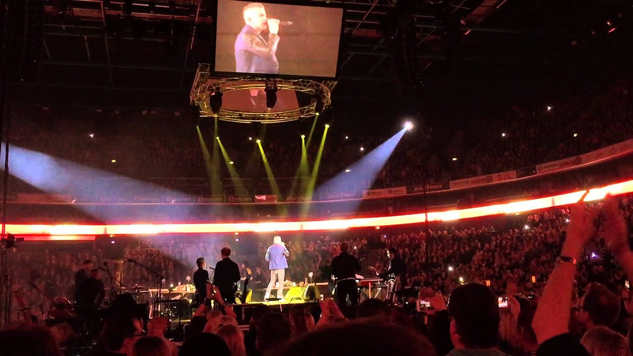 Elastinen - Naurava Kulkuri (60 fps) - Vain Elämää keikka Hartwall Areenalla 27.12.2014