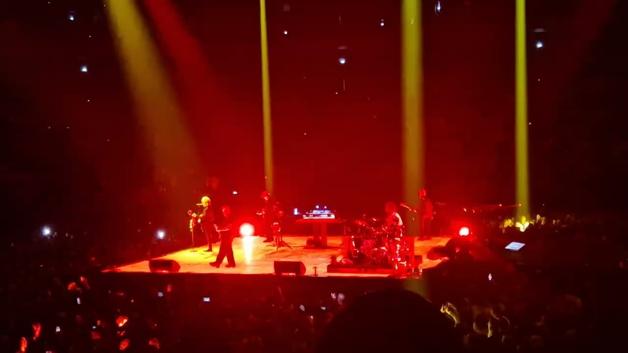 Indochine - Salomé - Lyon (LDLC Arena) le 08 Février 2025