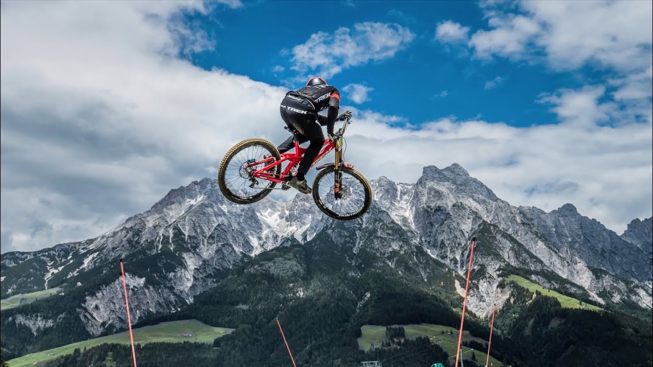 B Zone Clones - The Amazing Phunkt 2018 MTB Slideshow