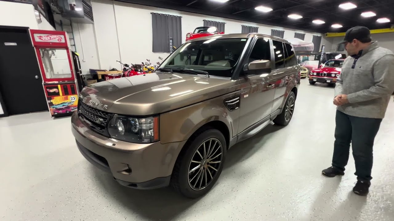 Демонстрация осмотра и вождения Land Rover Range Rover Sport HSE Luxury 2013 года