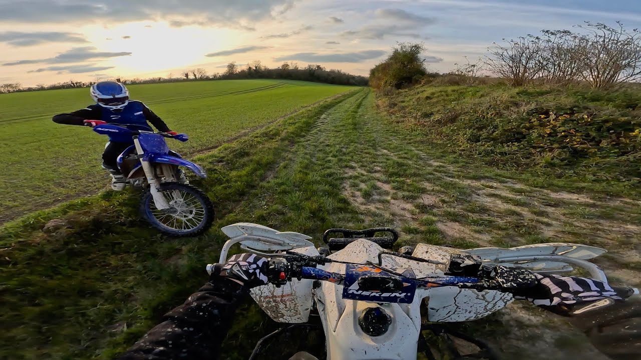 ON ARRACHE TOUT EN QUAD ET MOTOCROSS !