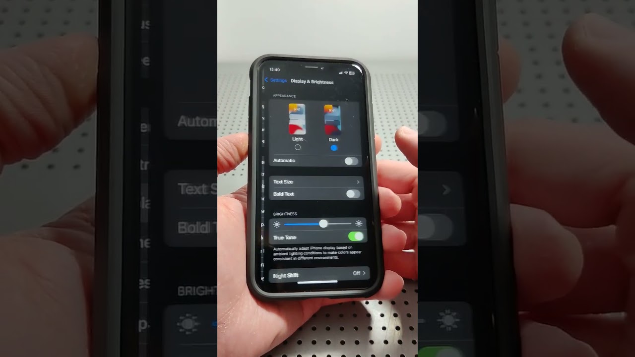 iPhone Как изменить темный режим 📲#шорты