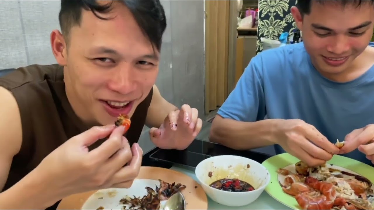 Mak Masak Special Untuk Makan Malam// Makan Udang Bakar Lauk Special Dari Sarawak
