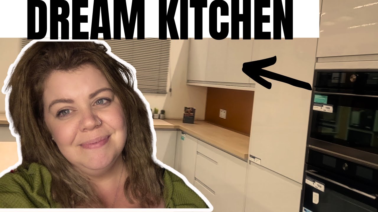 Surprise new kitchen. // Edwards family
