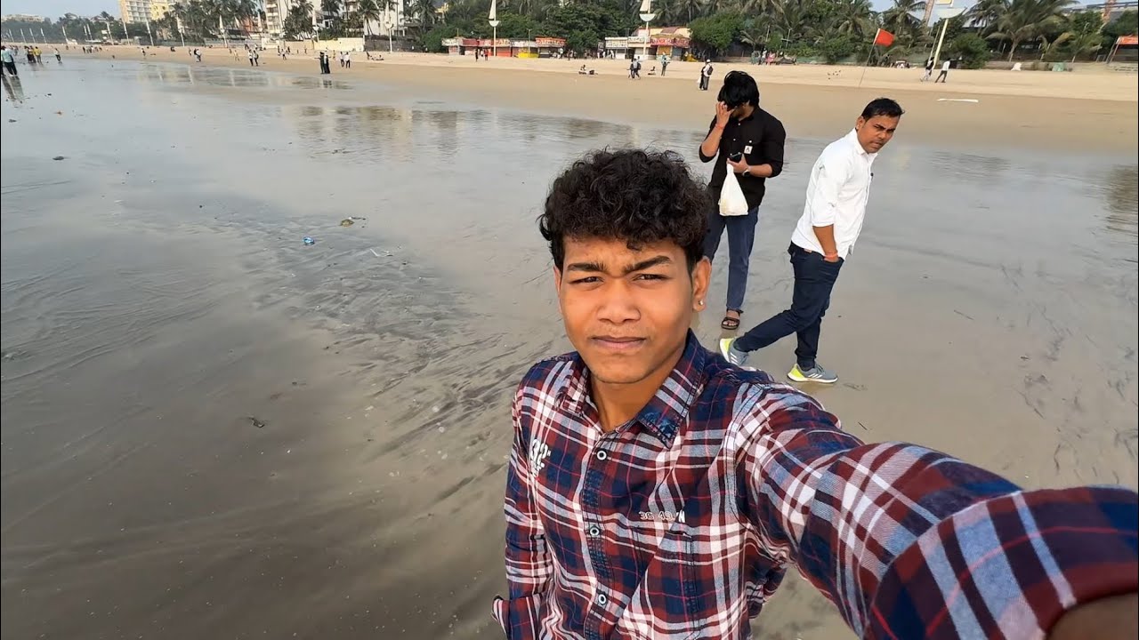 Aaj Mumbai ke beach pe 🏖️ ye Kya dekh liya 🤯😅