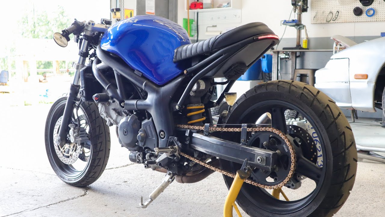 Сборка SV650 Brat/Street Tracker (Эпизод 4) — изготовление поддона для аккумулятора, заднего фона...