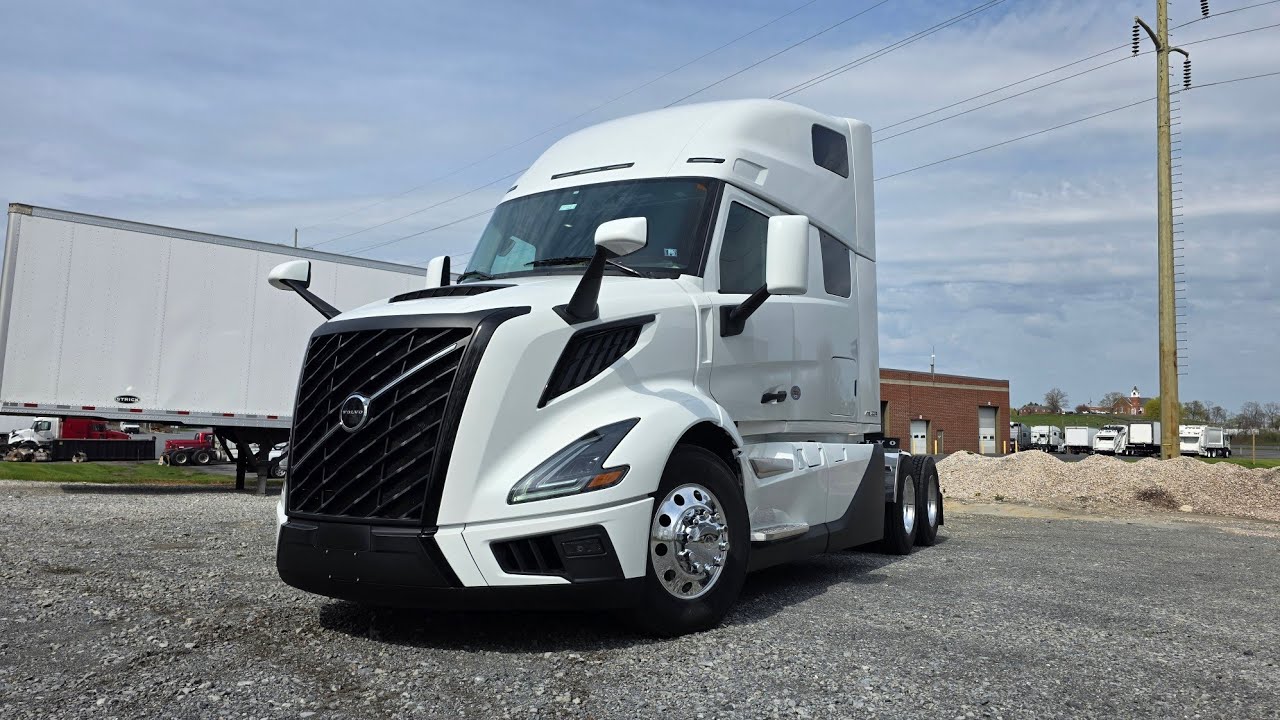 Volvo VNL660 the little brother of VNL860 