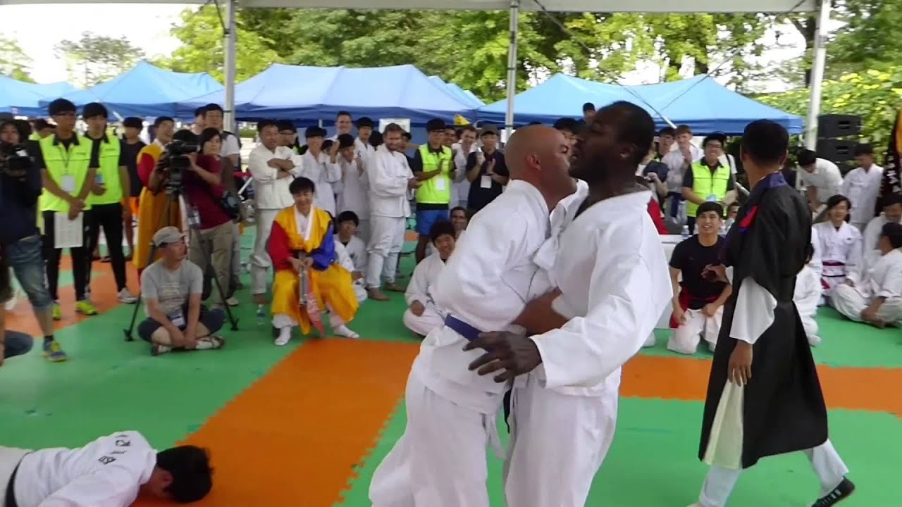MAESTRO GIUSEPPE PIZZOLANTE THE 6TH WORLD TAEKGYEON GAMES