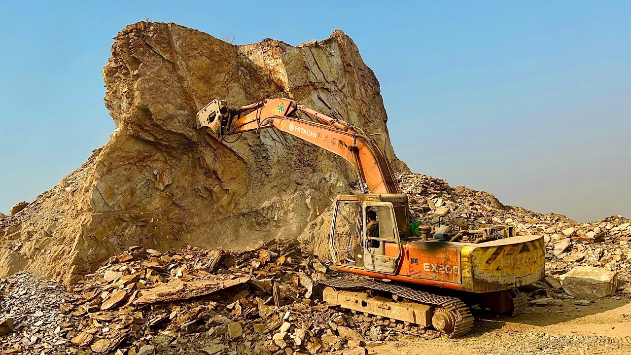 EXCAVATOR POWER: Can it Break Through the Hill?” #excavators #stonemachinery #jcb #jcbvideo #jcb3dx 