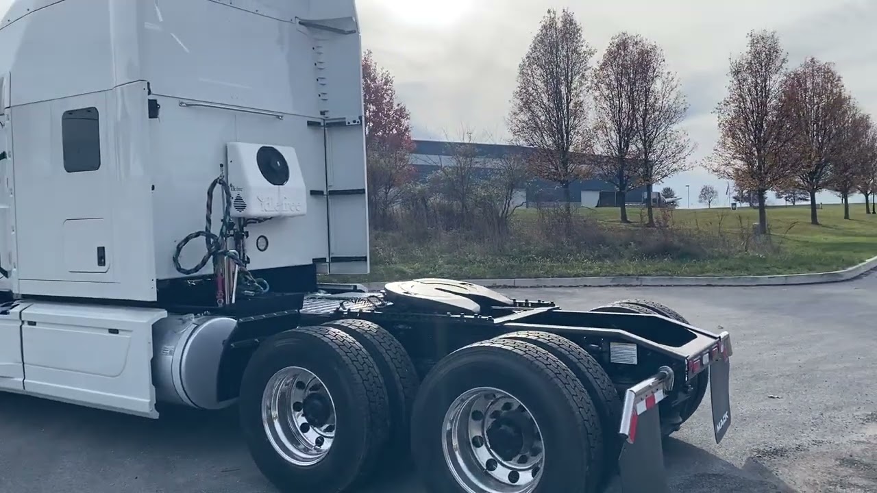 WM1991 Mack AN64T