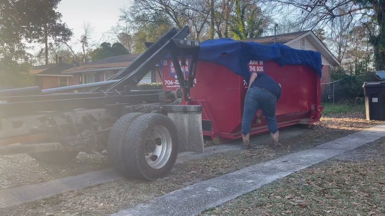 Dumpster Rental Service Evans GA | Weekend Cleanup Roll-Off | Junk In The Box
