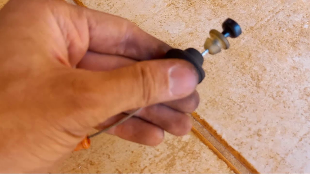 Remoção do cabo do acelerador do Ford Ka Zetec Rocam (Ka 01, 2011/12). Referência para substituição