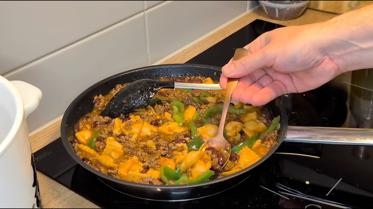 Jag lagar Chili Con Carne med Ravioli