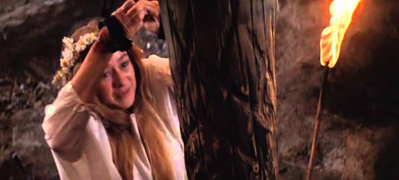 Dragonslayer (1981) - A virgin sacrificed to the dragon