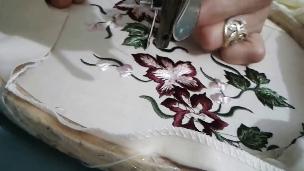 غرزة الخطفة بالالوان مع مريم