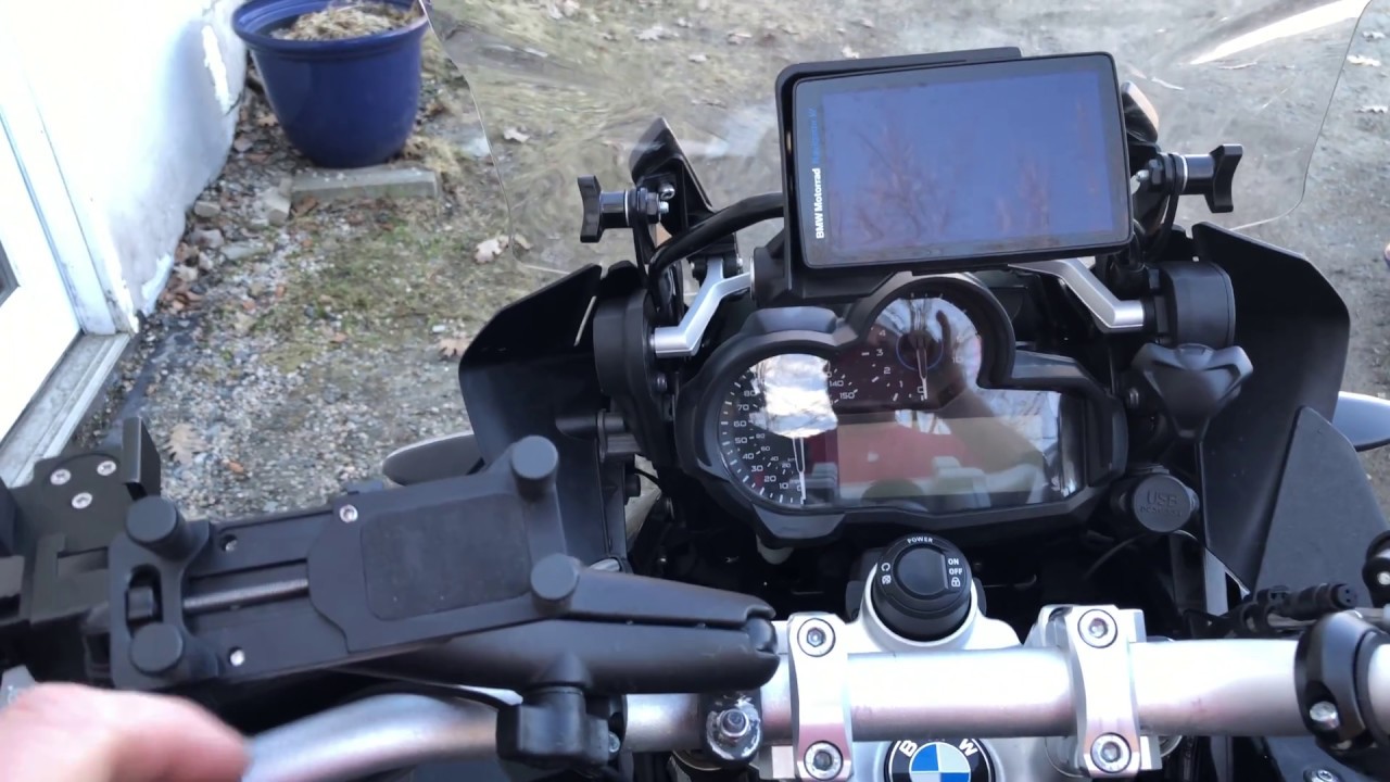 Installing the Hondo Garage Perfect Squeeze on an R1200GS LC (with RAM Mount)
