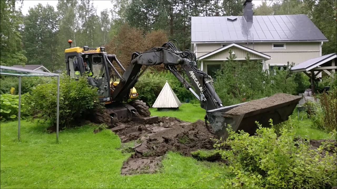 Mecalac 12 mxt on soft soil