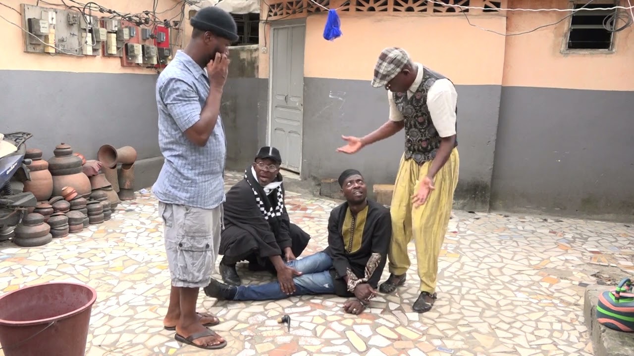 LES HABITANTS ATTACHE VIEUX BRAHIMA 1
