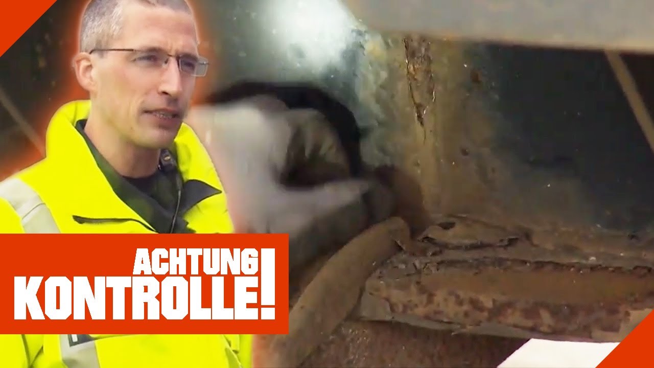 Komplett durchgerostet: Hat der Auflieger gefälschten TÜV? 2/2 | Achtung Kontrolle | Kabel Eins