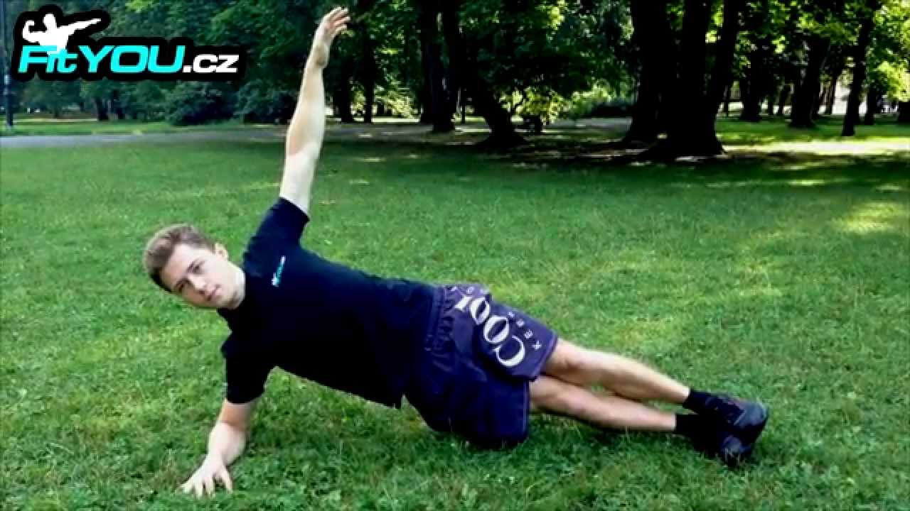 Boční prkno (side plank) a jeho varianty [FitYOU.cz]