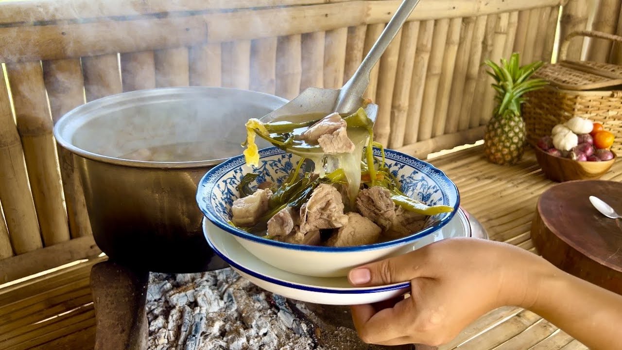 Pork sinigang | A popular Filipino dish | Kusinela