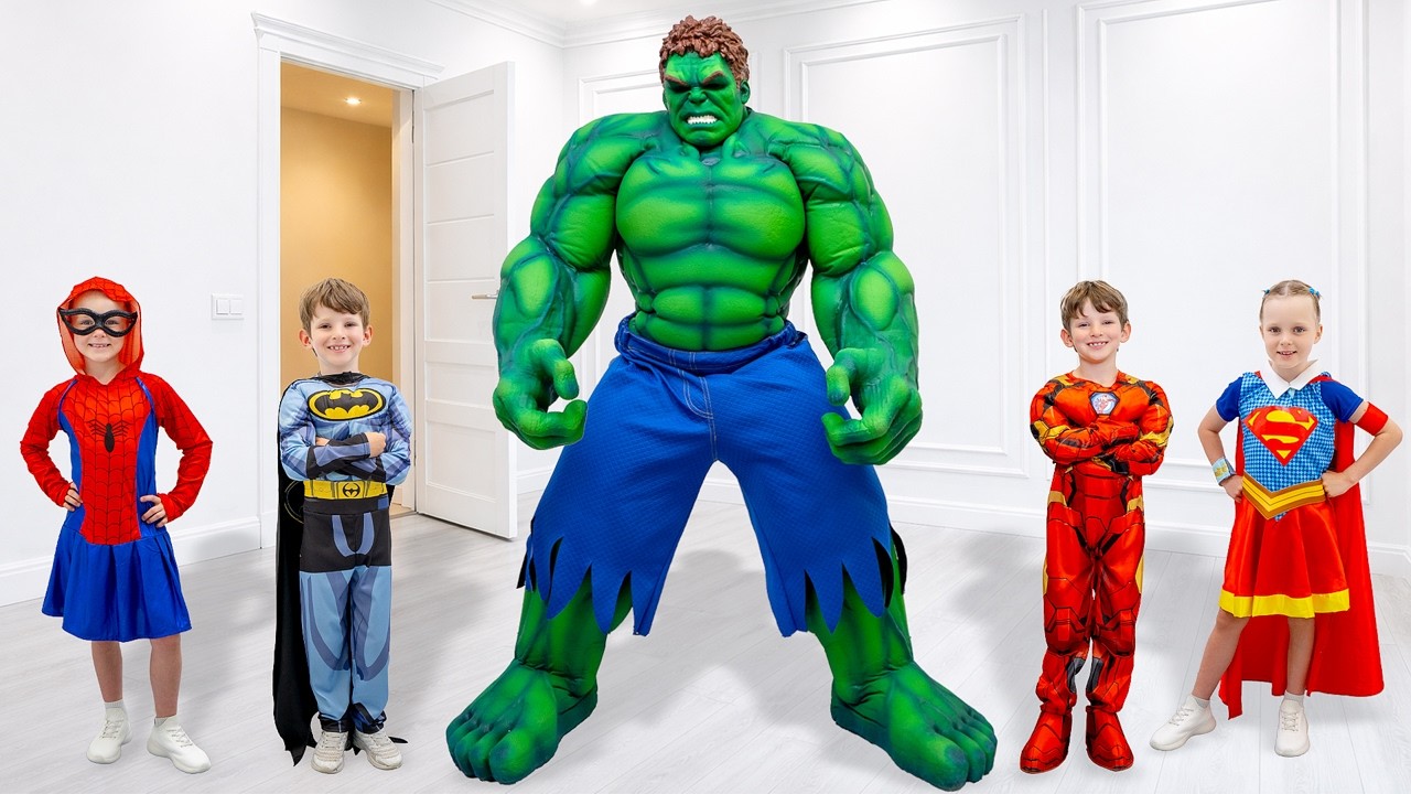 SUPERSANKARI-P&Auml;IV&Auml;KOTI! 🦸&zwj;♂️ Spider-Girl, Batman ja Hulk piilosilla! ✨