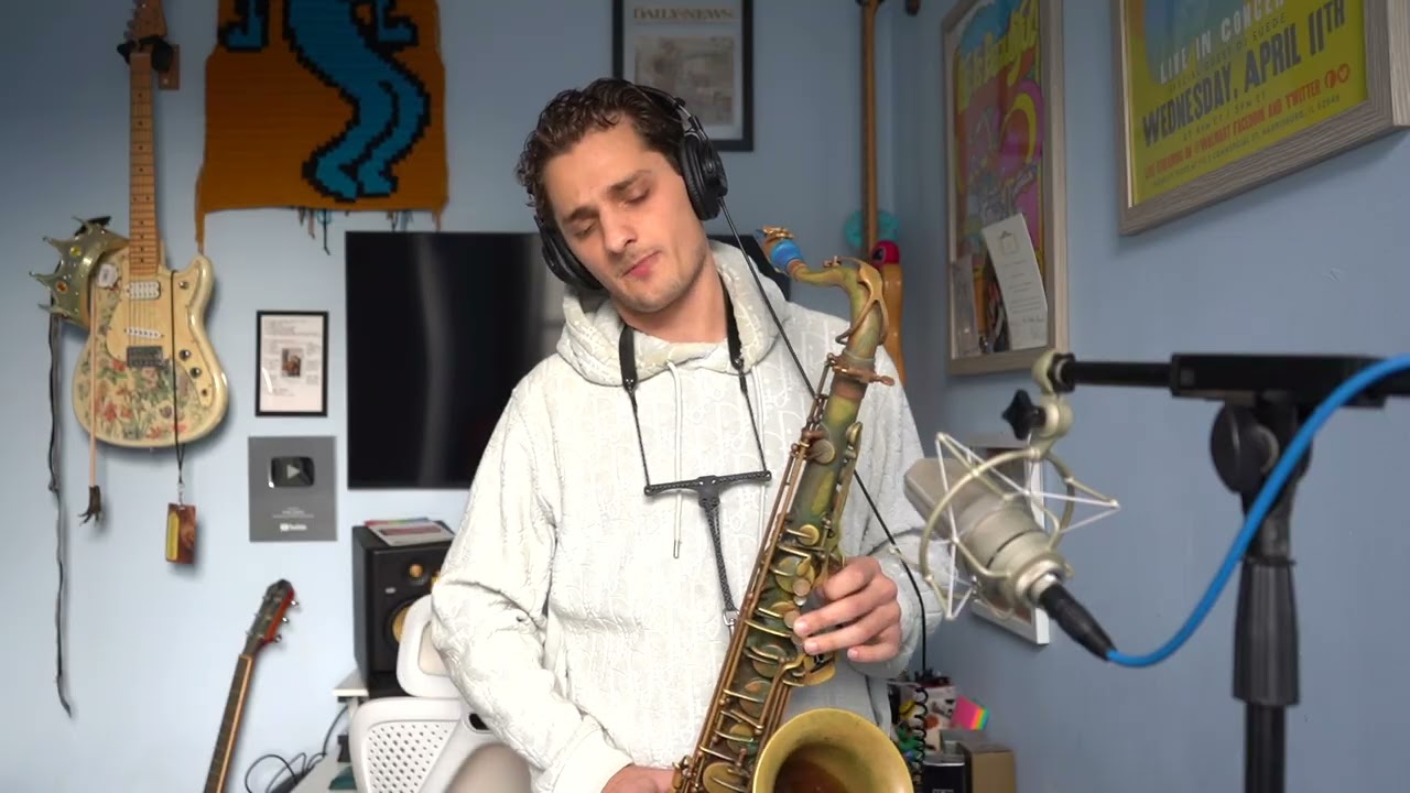 Augie Bello - Folded (Kehlani Sax Cover)