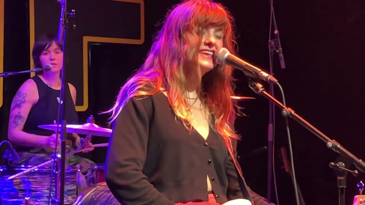 Skating Polly - Live at Kroepoekfabriek Vlaardingen. October 5th 2025