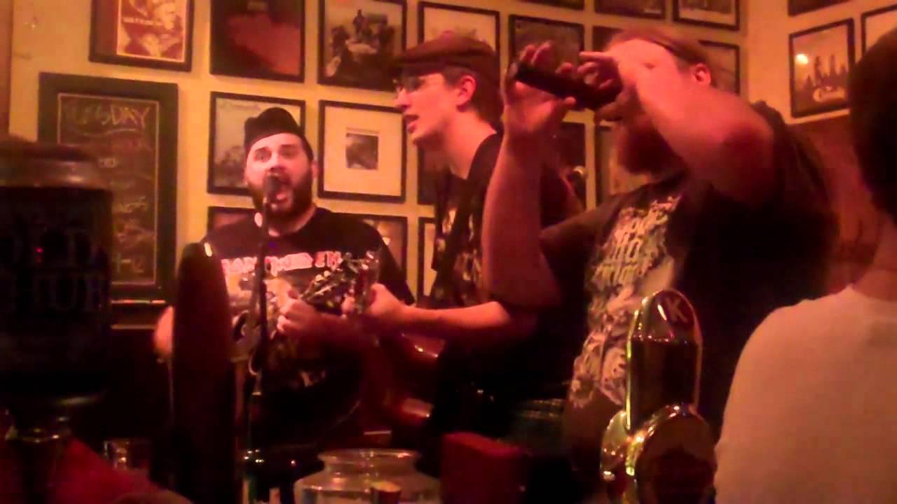 (7) Seven Drunken Nights - Performed by the Stubby Shillelaghs
