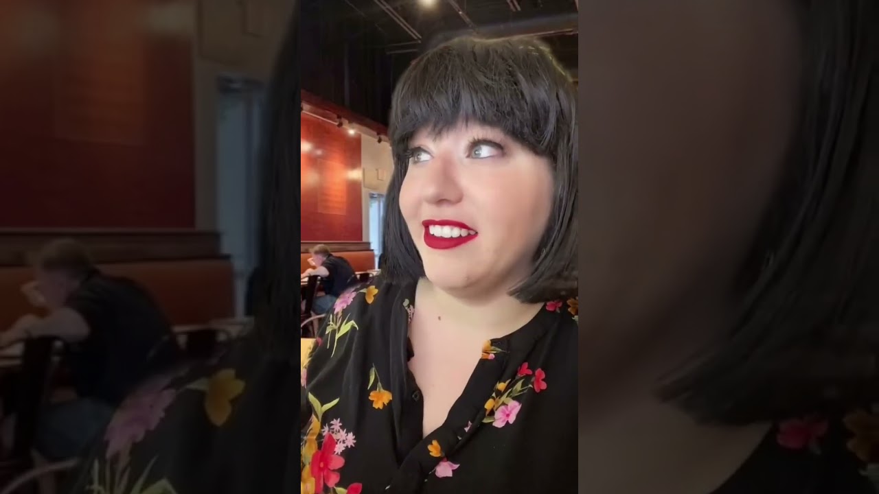 SOMEONE&rsquo;S fired (me) #restaurantstory #shorts #restaurant #server #comedy #sketchcomedy #karen