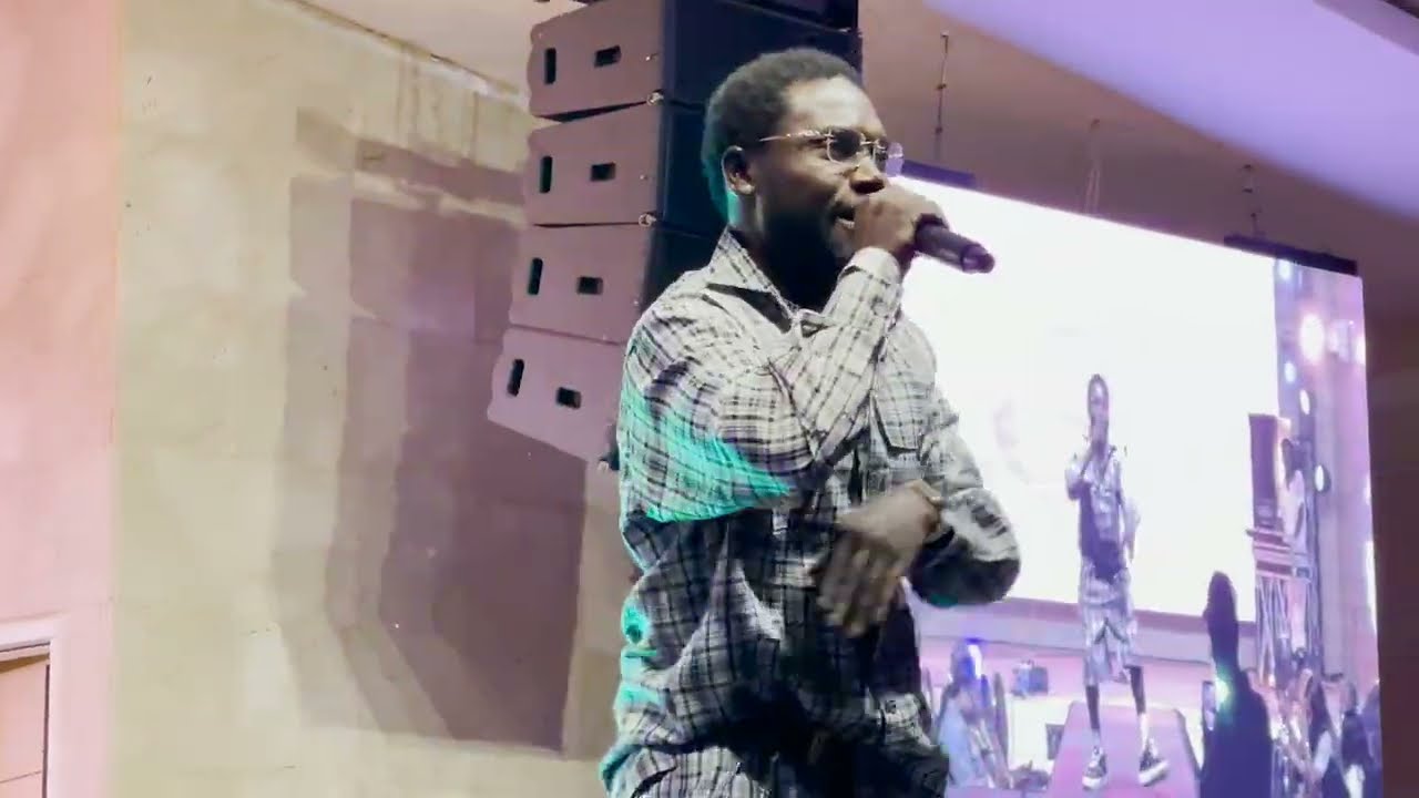 Zigizagazoo Live Performance - Eyestrong 