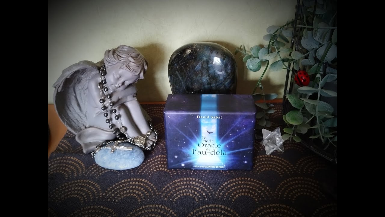 💫⚪🕯️Le petit oracle de l'Au-delà de David Sabat...(Présentation + 3 messages✉️ pour 3 personnes👤)