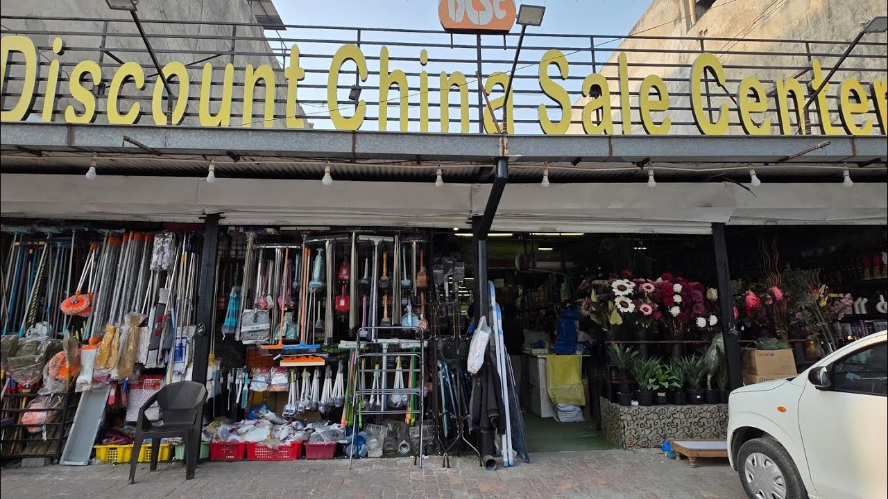 Discount China sale center|Sub Kuch Mily ga but discounted price pa#viralvlog #shoppingvlog 