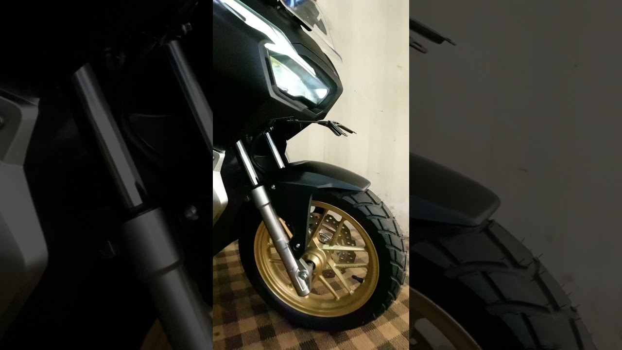Honda adv 150 black & Honda Scoopy 110cc 2021 edition available in Moto Motion || Shorts