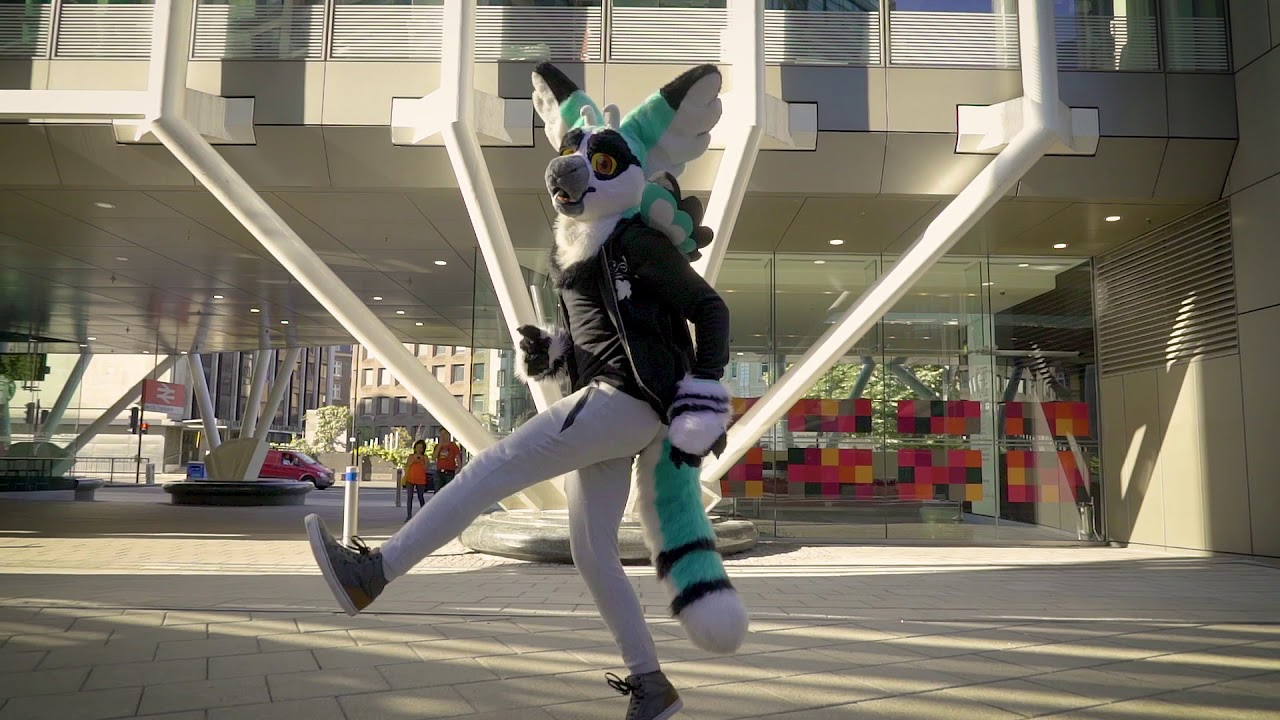 TV - Sunny - Fursuit Dance!