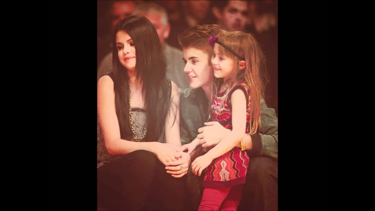 Justin Bieber & Selena Gomez en el partido de los Lakers [17.4.12] + Boyfriend (Justin Bieber)