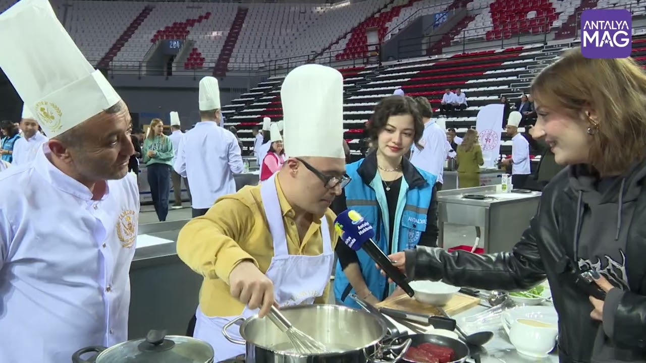 Antalya’da 7 Mehmet’le engelsiz şefler lezzet buluşması