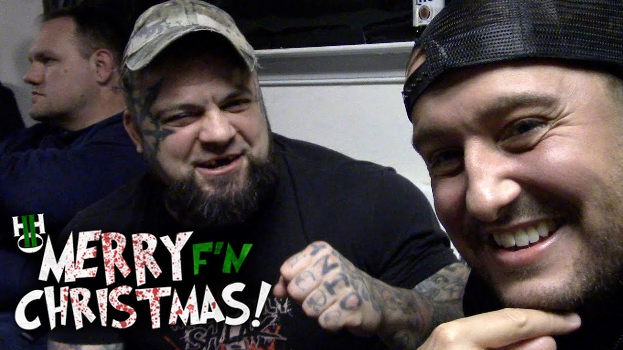 Backstage And Ringside | H2O Merry F'N Christmas! (2018)