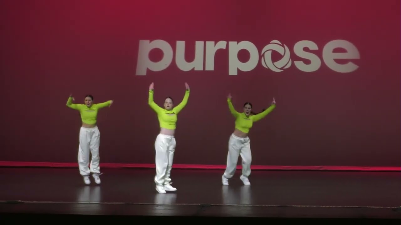 PARTY WITH CARDI - Choreographer Emily Marsh