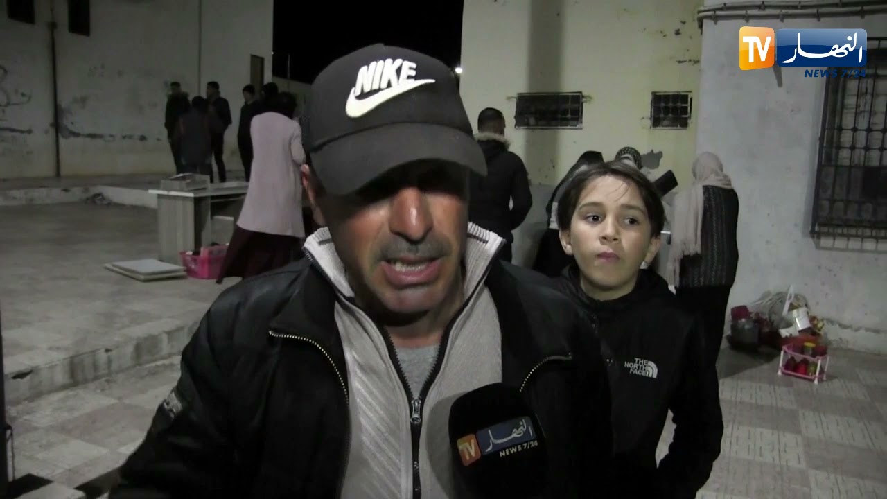 عين تموشنت: قاطنو عمارة مهددة بالإنهيار بحي سيدي الصحبي يطالبون بترحيلهم