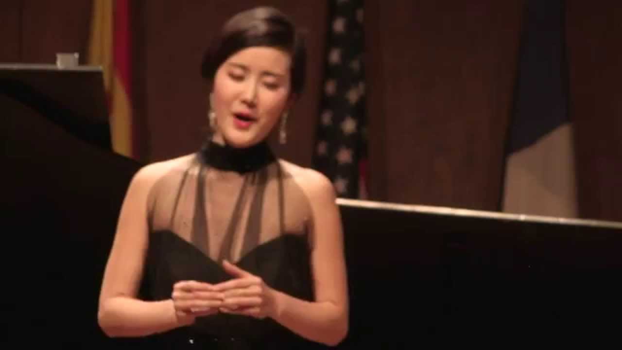 Demi-Finale III CMIM chant/voice 2015 : Hyesang Park