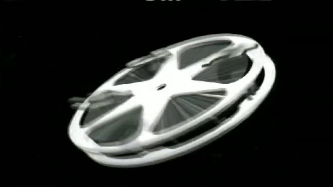 Początek płyty VCD - Żwirek i Muchomorek Jak Żwirek i Muchomorek robili herbatkę z róży (SDT, 2010)