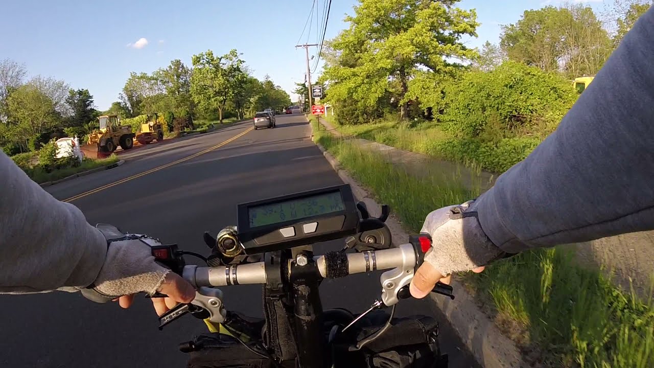Playing Ingress Prime and Coin Hunt World on a folding Ebike GP013871