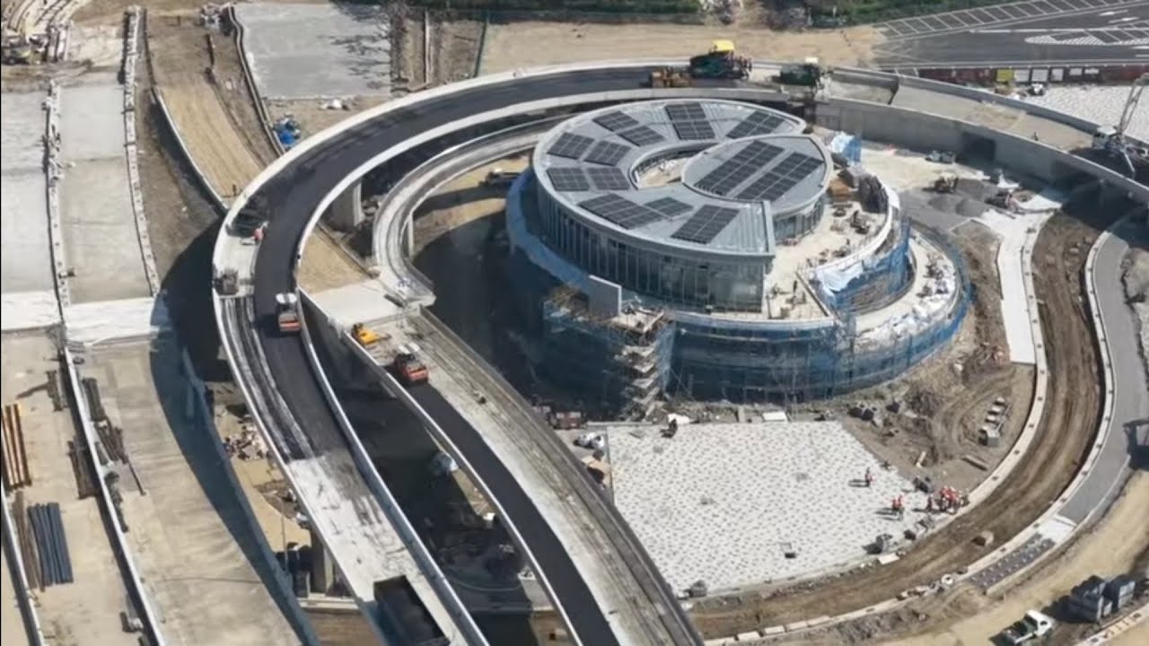 2026.02.13  淡江大橋  塔吊動向觀察 淡水端 遠眺八里端 橋頭區全面施工 輕軌鐵軌鋪設 機車道瀝青鋪設 主橋塔 塔吊已拆降一節  施工概況近距觀察 空拍 LIVE 直播