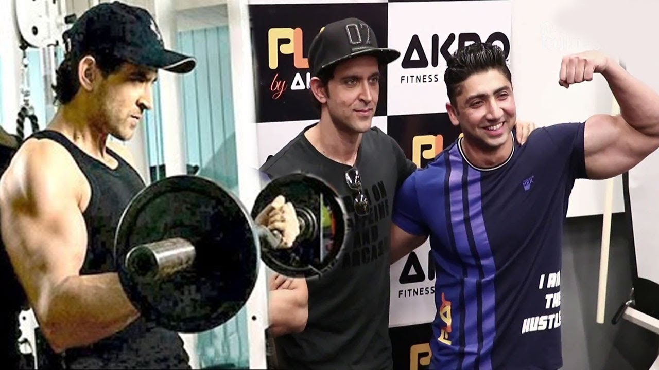 Hrithik Roshan Opens His Workout & Bodybuilding Personal Trainers New Gym Akro