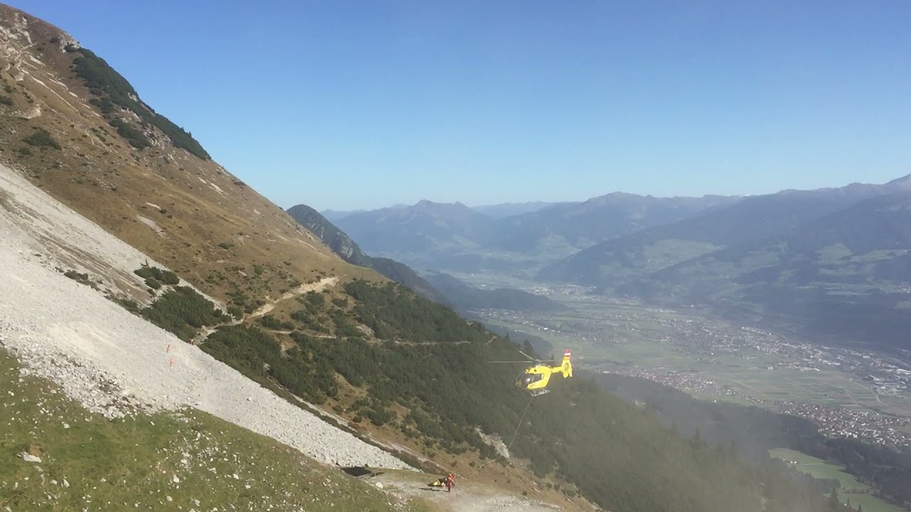 Notarzt Hubschrauber Übung - Nordkette Innsbruck Seegrube Hafelekar