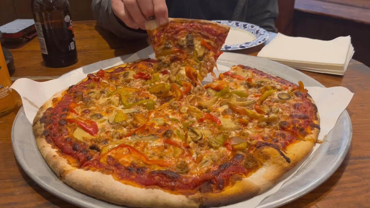 Best Pizza i ever ate 9.1 portnoy score,was worth the ride.