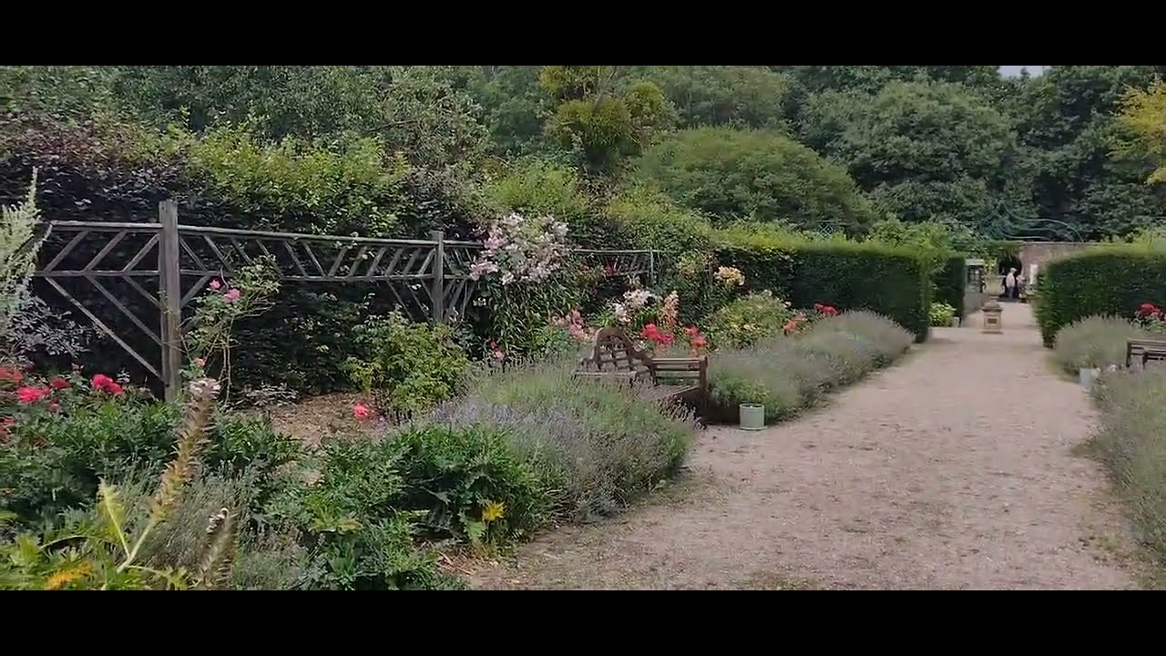 A brief panorama of the lovely walled garden at Norton Priory (paysite) in Runcorn Cheshire England