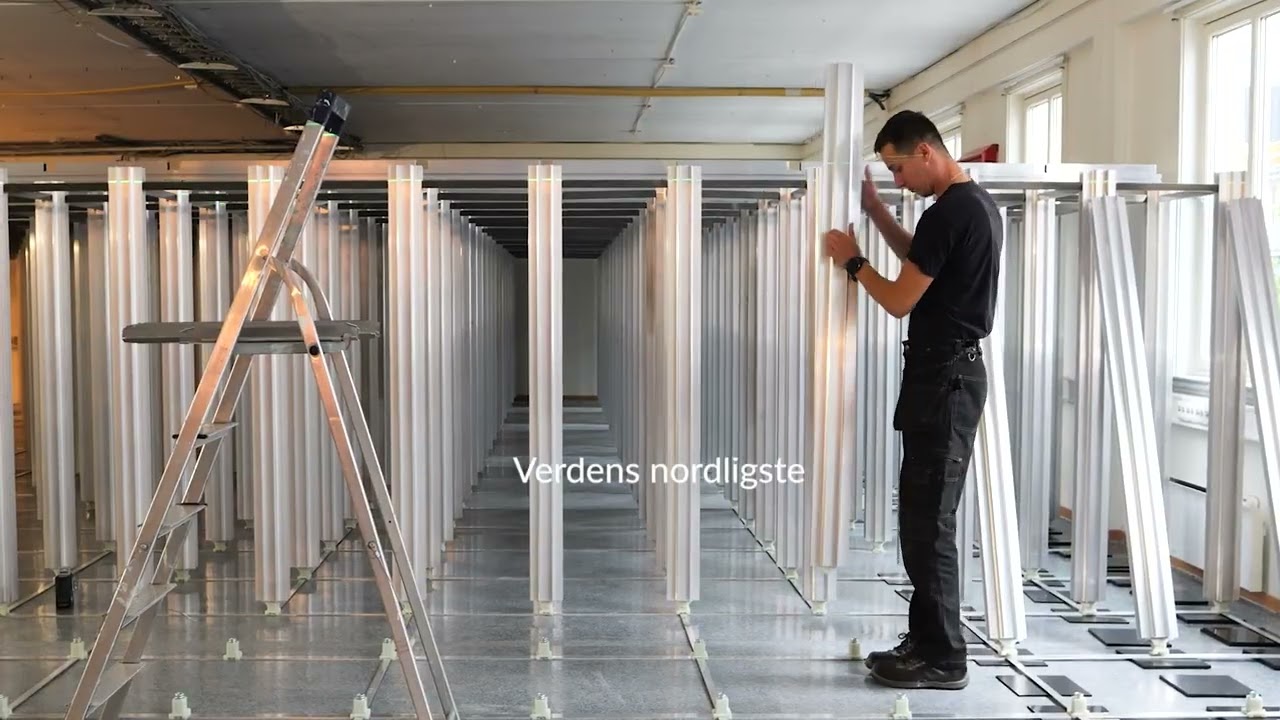 Vakre Vene installerer Pio - Autostore Robotlager!