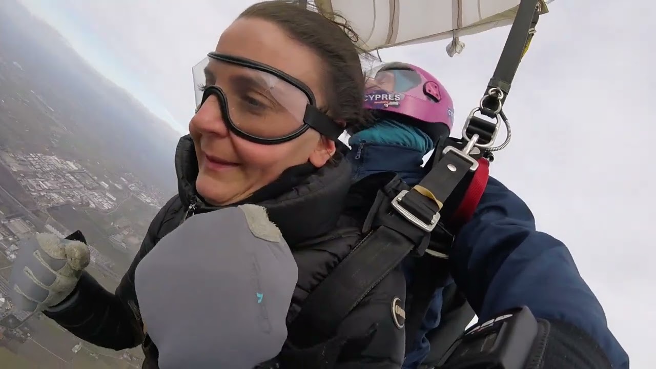Pronta per volare? Andiamo!! #lanciointandem #paracadutismo